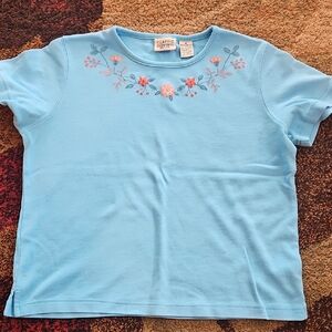 Womens, medium petite, Classic Blue Floral Top